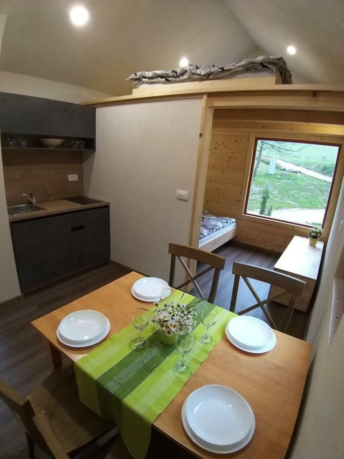 Estate Marjetin Dom Hotell Idrija Eksteriør bilde