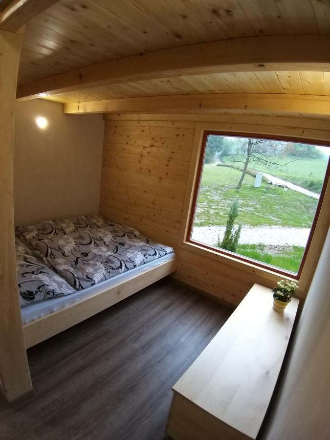 Estate Marjetin Dom Hotell Idrija Eksteriør bilde