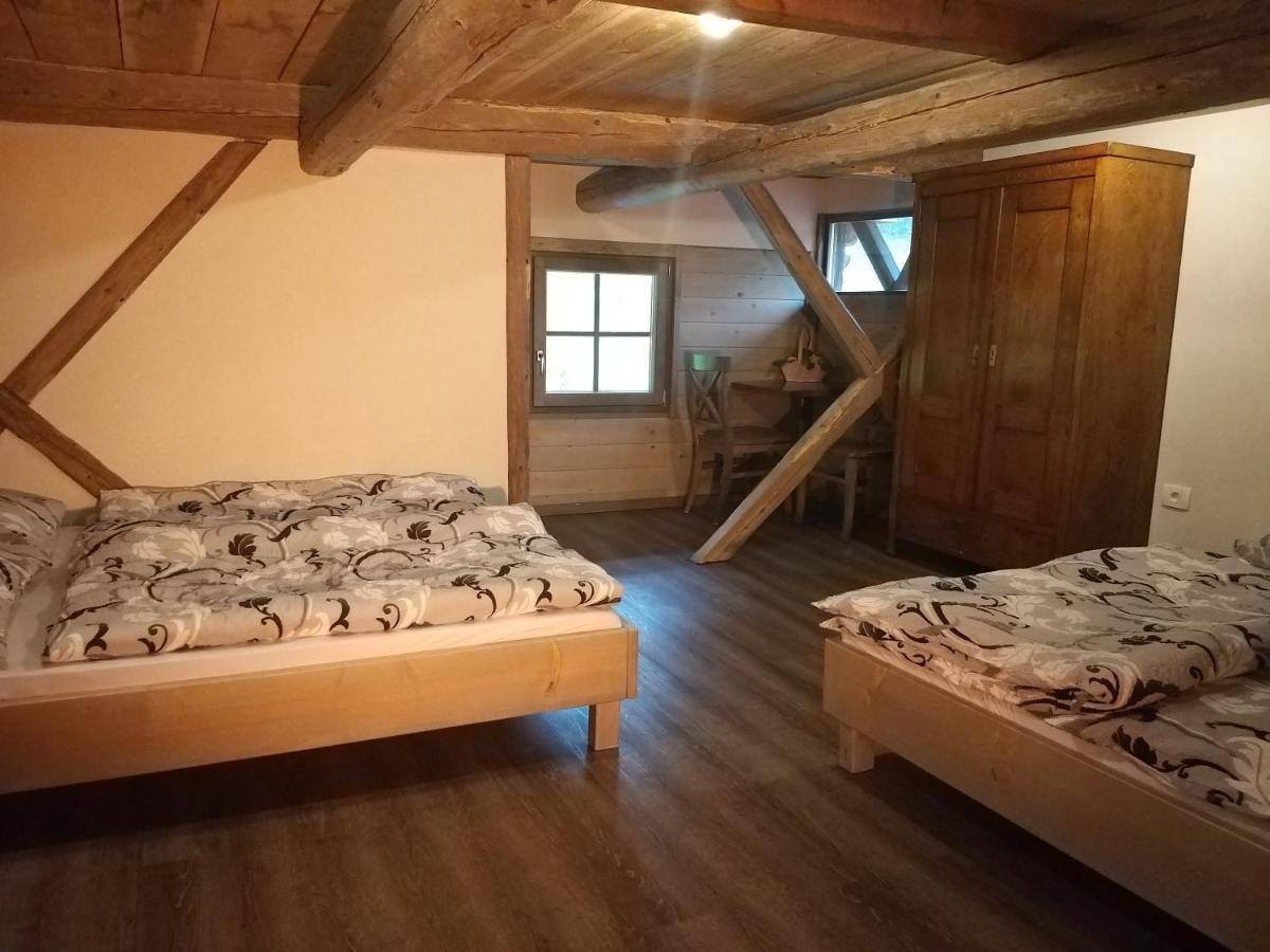 Estate Marjetin Dom Hotell Idrija Eksteriør bilde